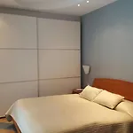 Del ゲストハウス 4*