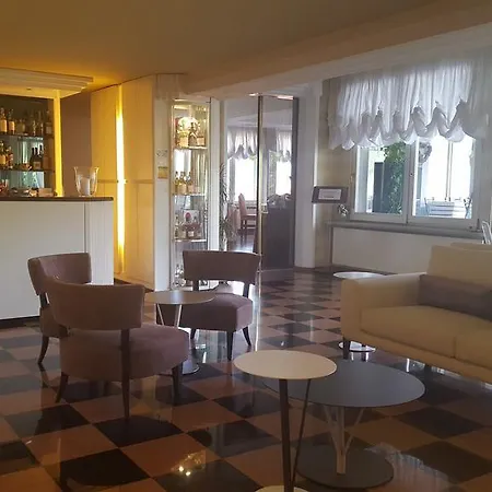 Del 4* Cannobio