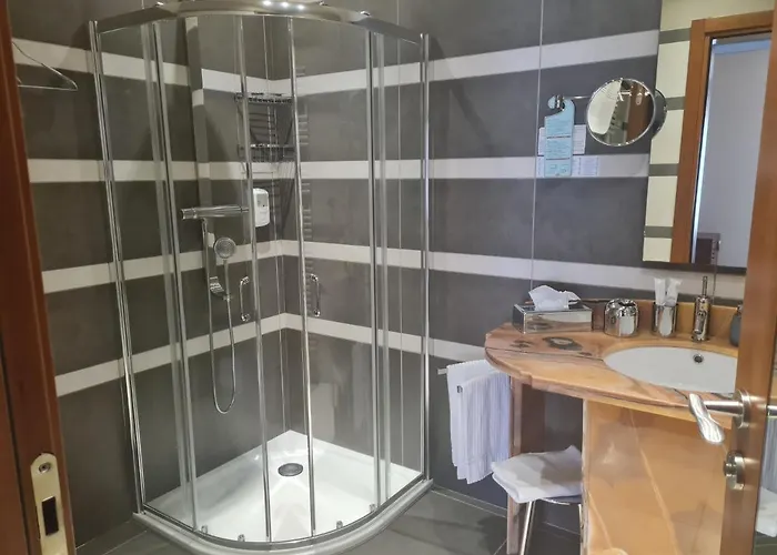 Del 4* Cannobio