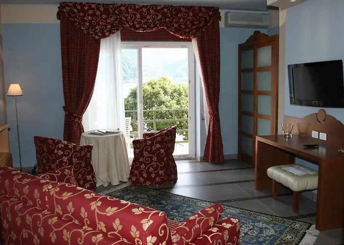 Del 4* Cannobio